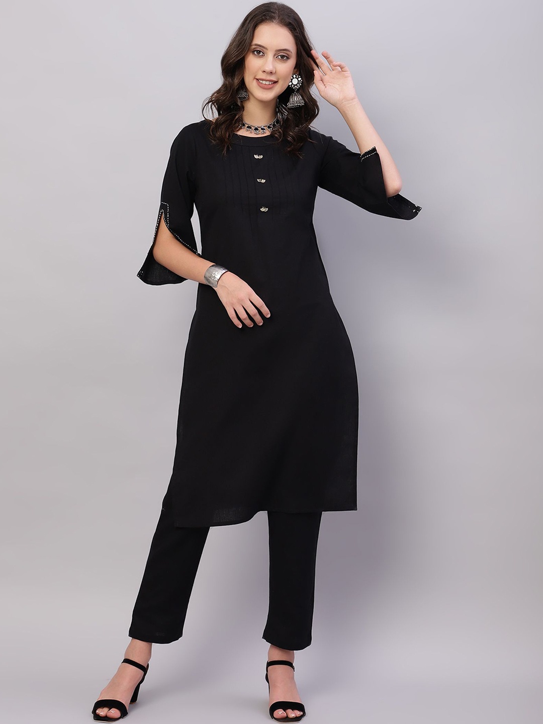 

FLAMBOYANT Round Neck Pure Cotton Kurta with Trousers, Black