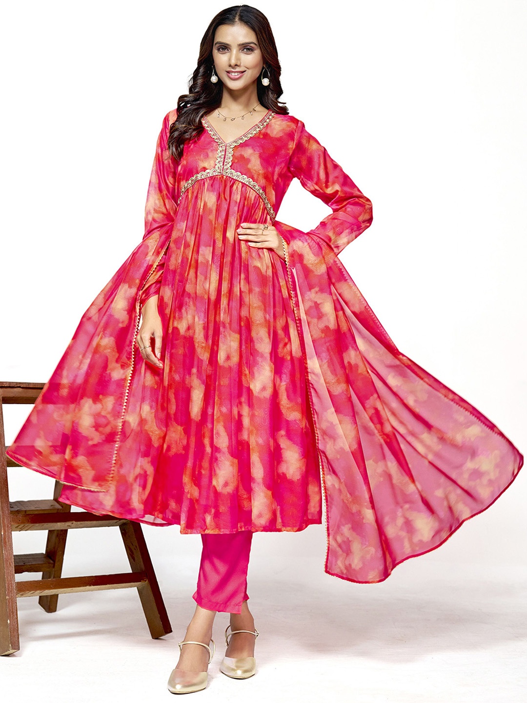 

Sangria Printed A-Line Kurta With Trousers & Dupatta, Peach