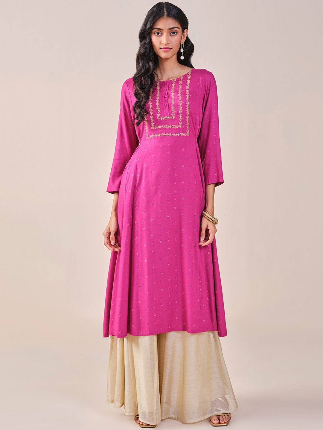 

Global Desi Floral Printed Round Neck A-Line Kurta, Pink