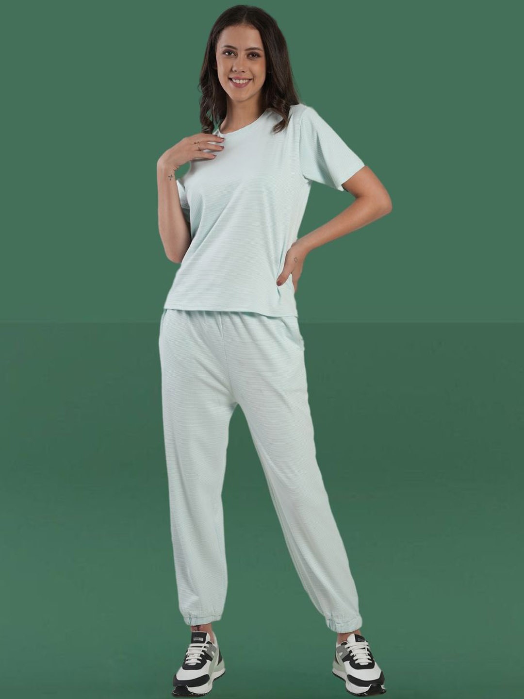 

BAESD Round Neck Short Sleeves T-Shirt With Joggers, Blue