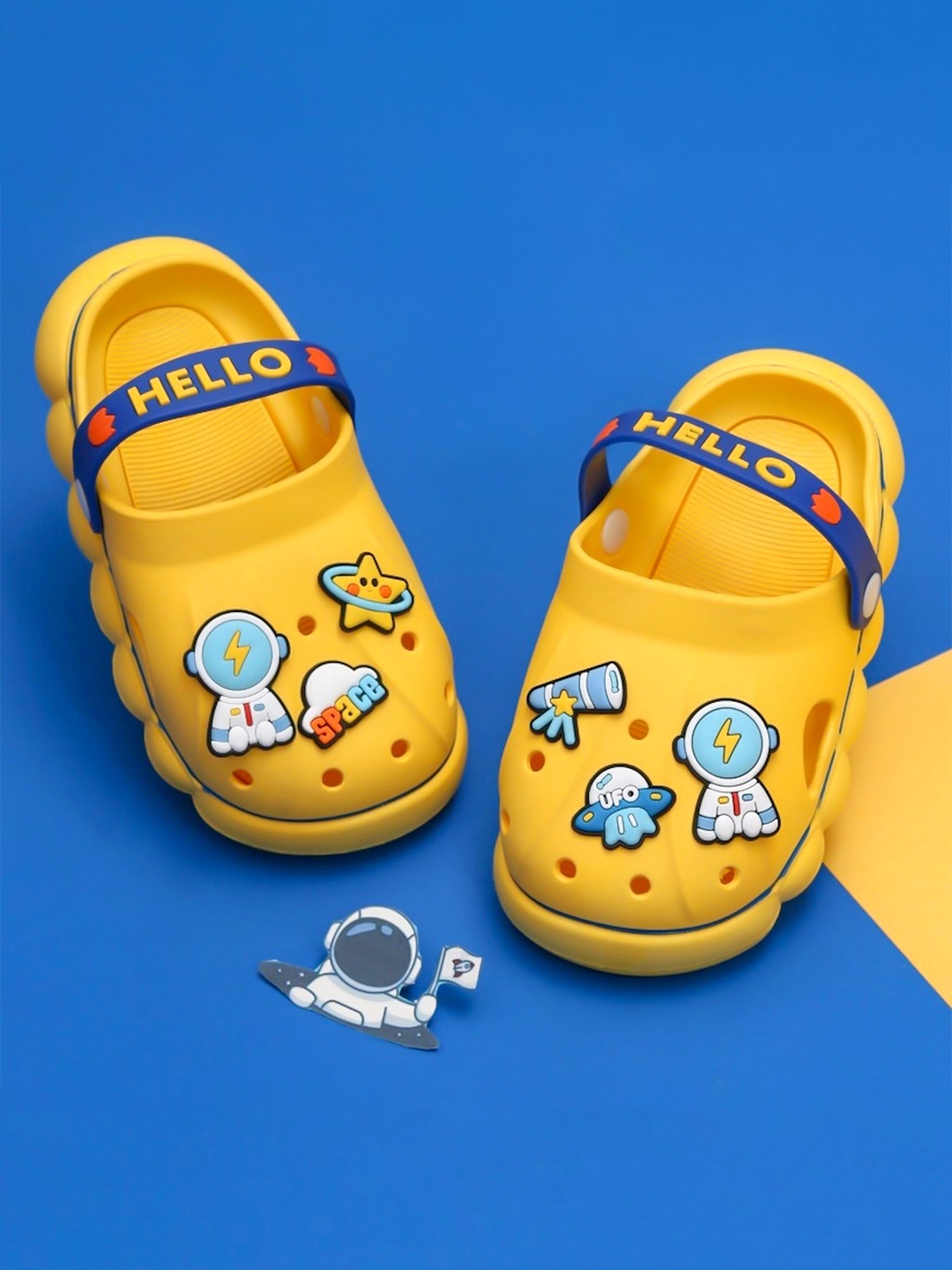 

Yellow Bee Boys Space Self-Design Clogs