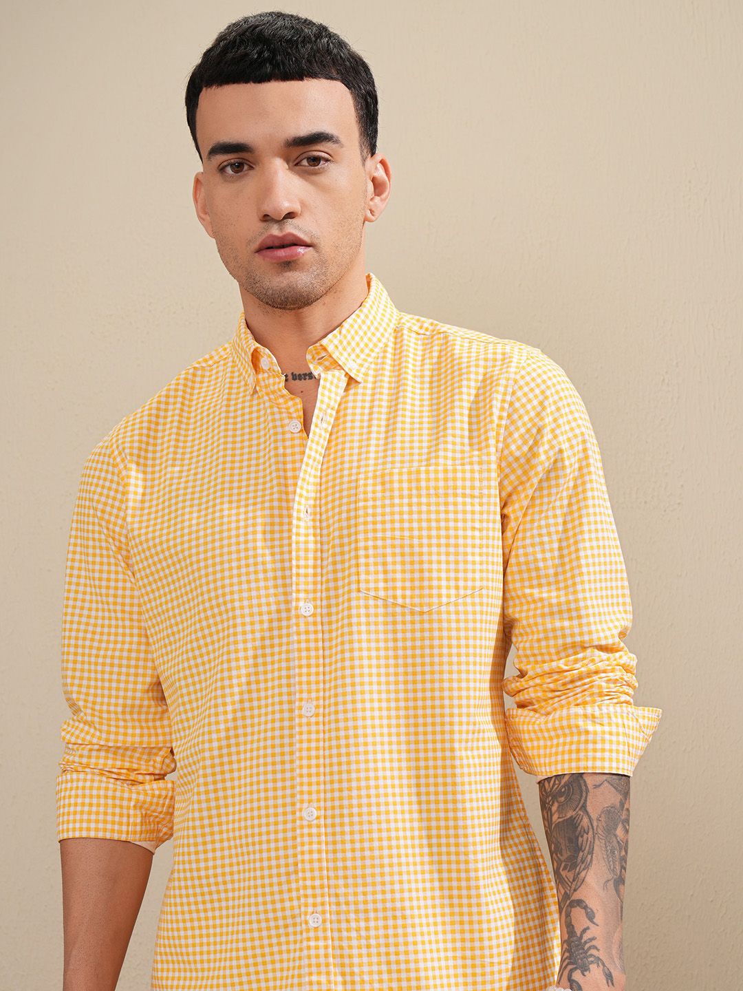 

HIGHLANDER Men Printed Checked Button Down Collar Casual Shirt, Yellow