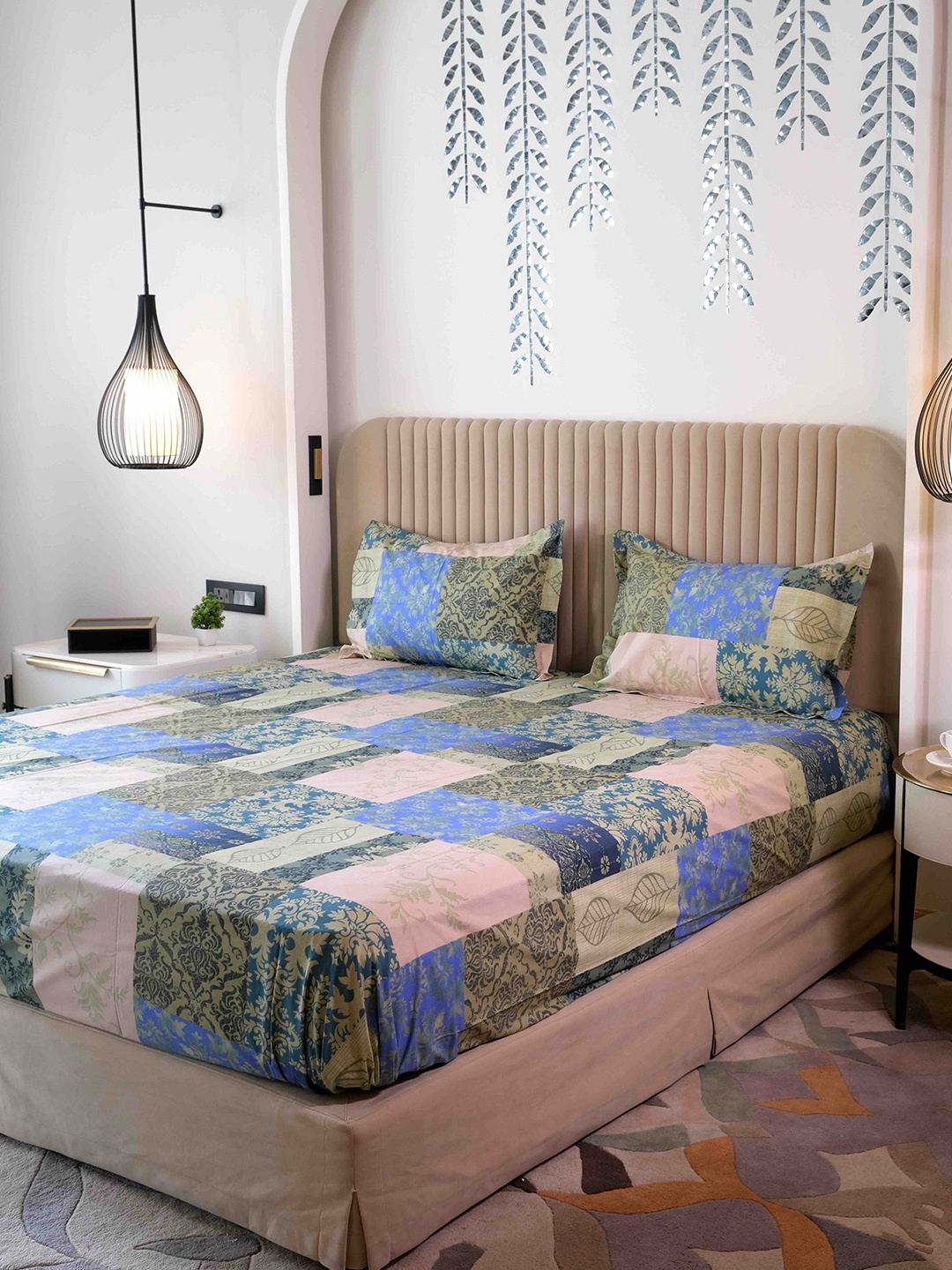 

Pure Decor Beige & Blue Floral Cotton 350 TC King Bedsheet with 2 Pillow Covers