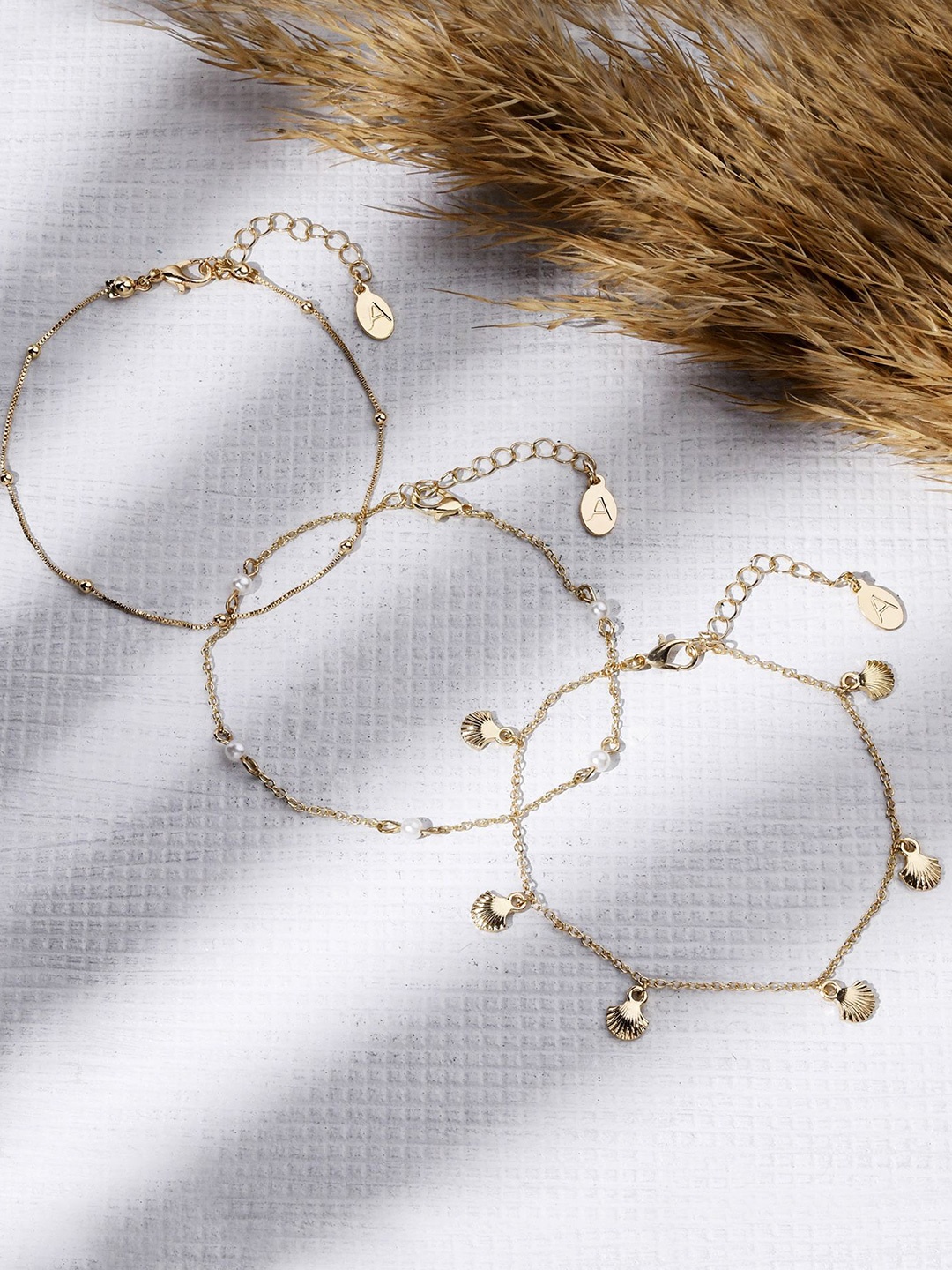 

Accessorize Set of 3 Pearls Anklet, Gold