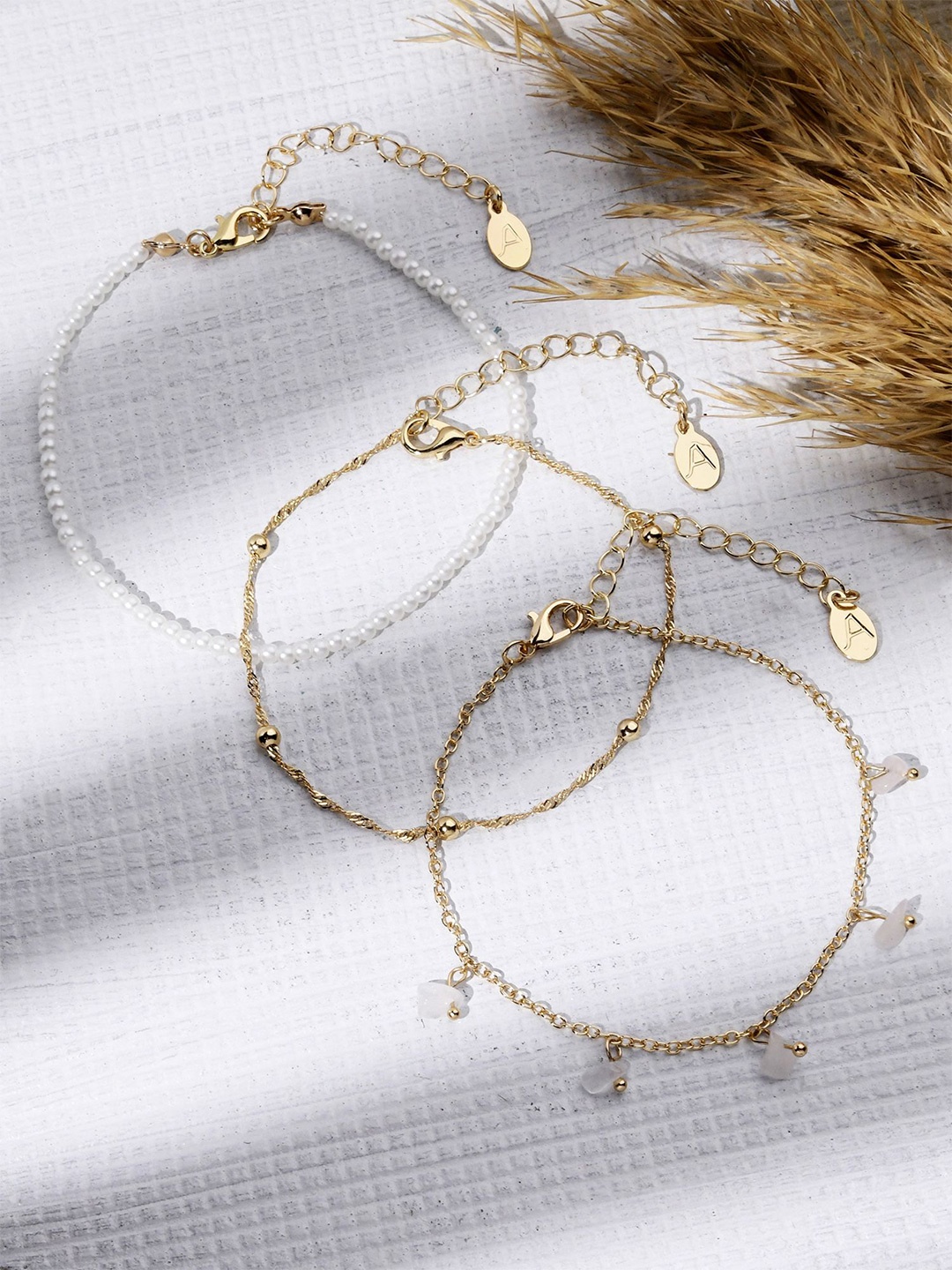 

Accessorize Set of 3 Pearls Anklet, Gold