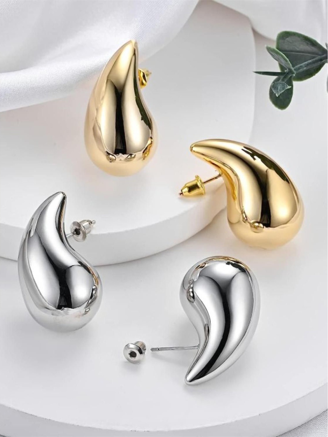 

DN Creation Set of 2 Gold and Silver Plated Stainless Steel Teardrop Shaped Studs Earrings