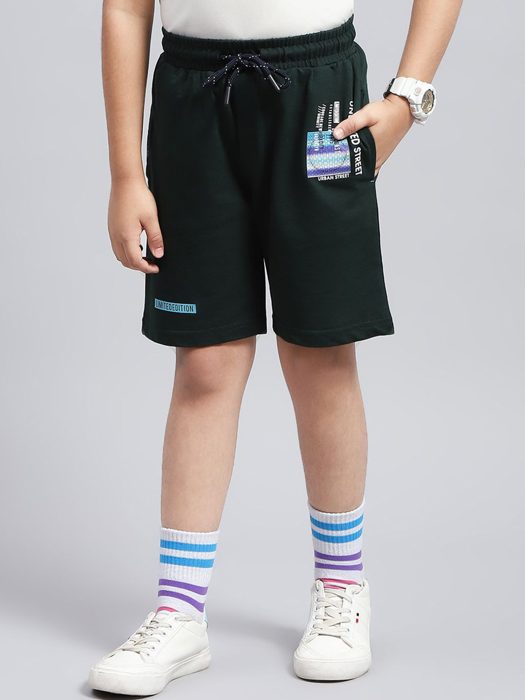 

Monte Carlo Boys Printed Mid-Rise Cotton Shorts, Green