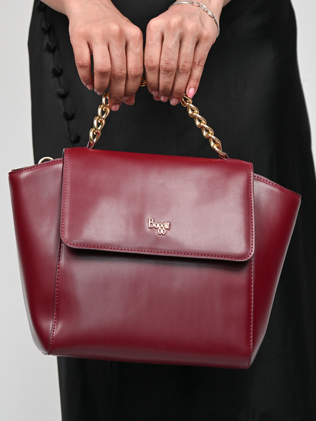 

Baggit PU Swagger Sling Bag, Red