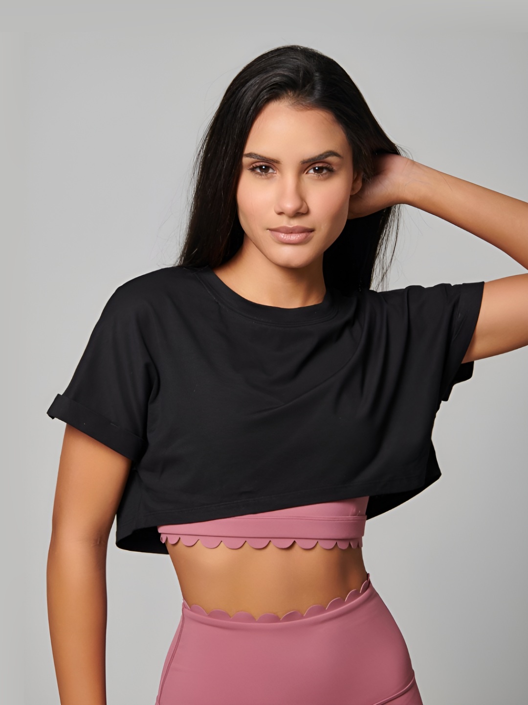 

Strongr.Athleisure Women Boxy Cotton Crop Top, Black