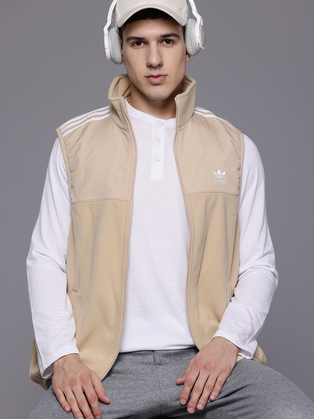 

ADIDAS Originals Fleece Vest Jacket, Beige