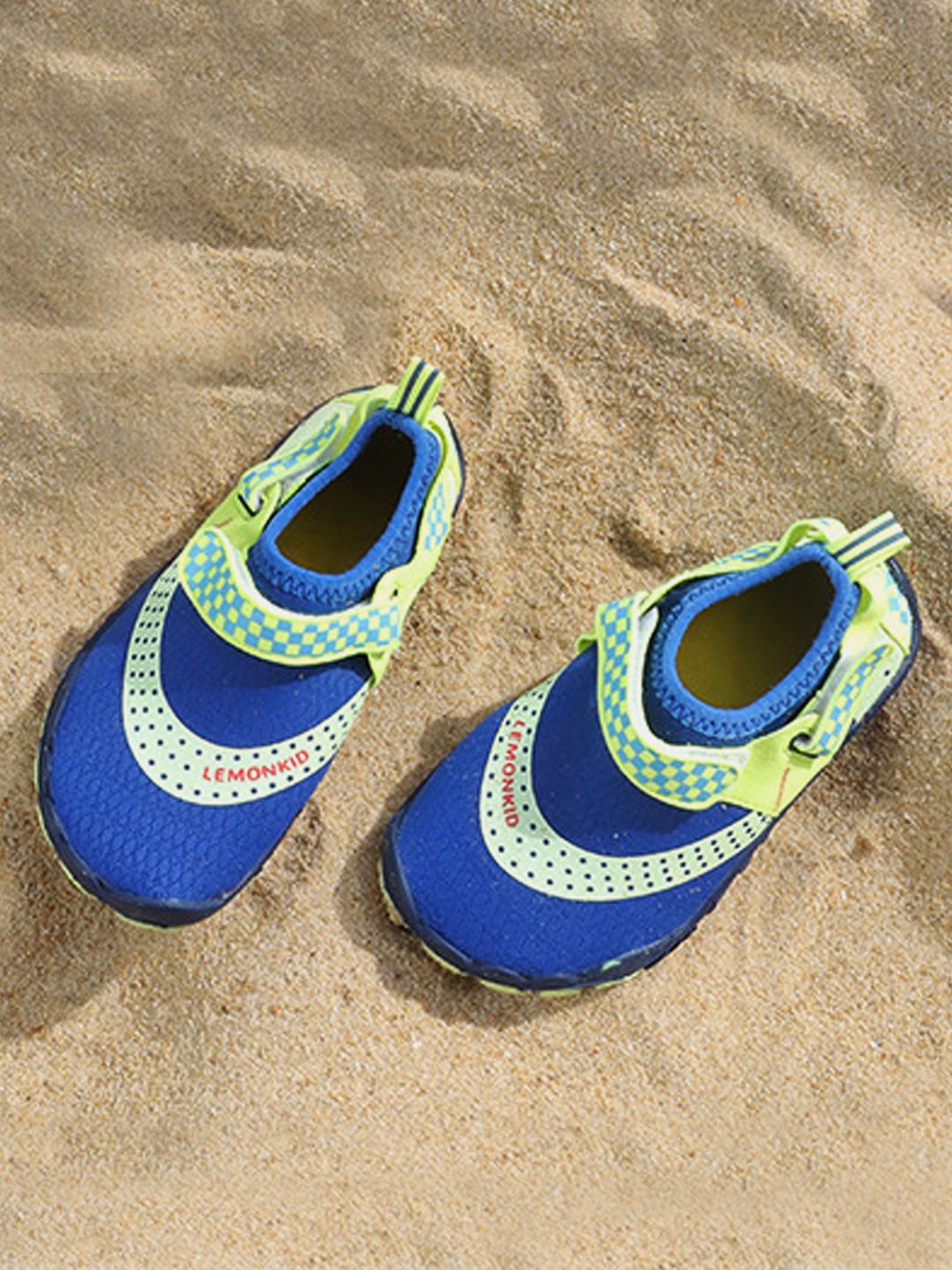 

Little Surprise Box LLP Kids Round Toe Waterproof Lining Mesh Sneakers, Blue