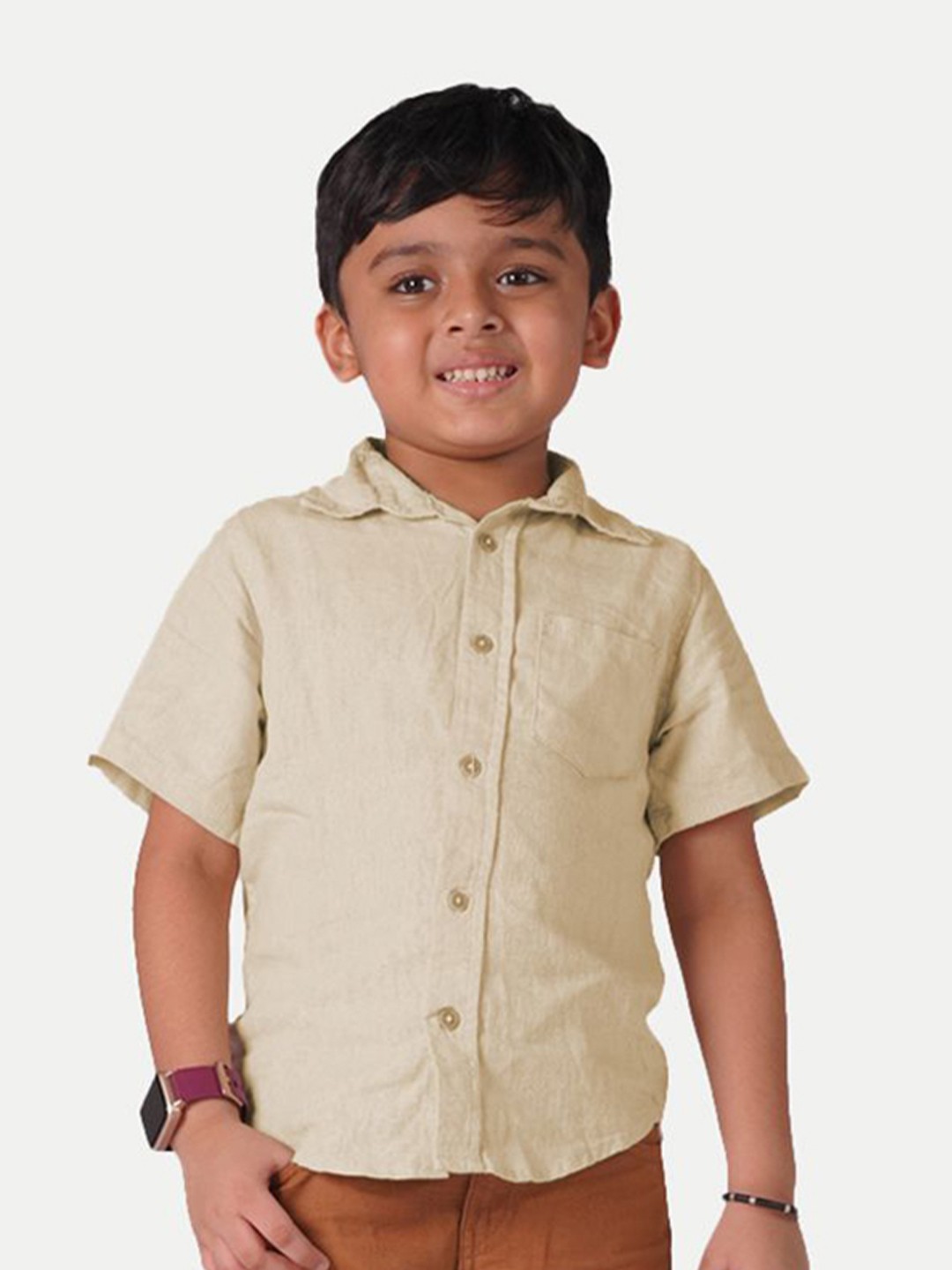 

BAESD Boys Standard Solid Spread Collar Casual Shirt, Beige