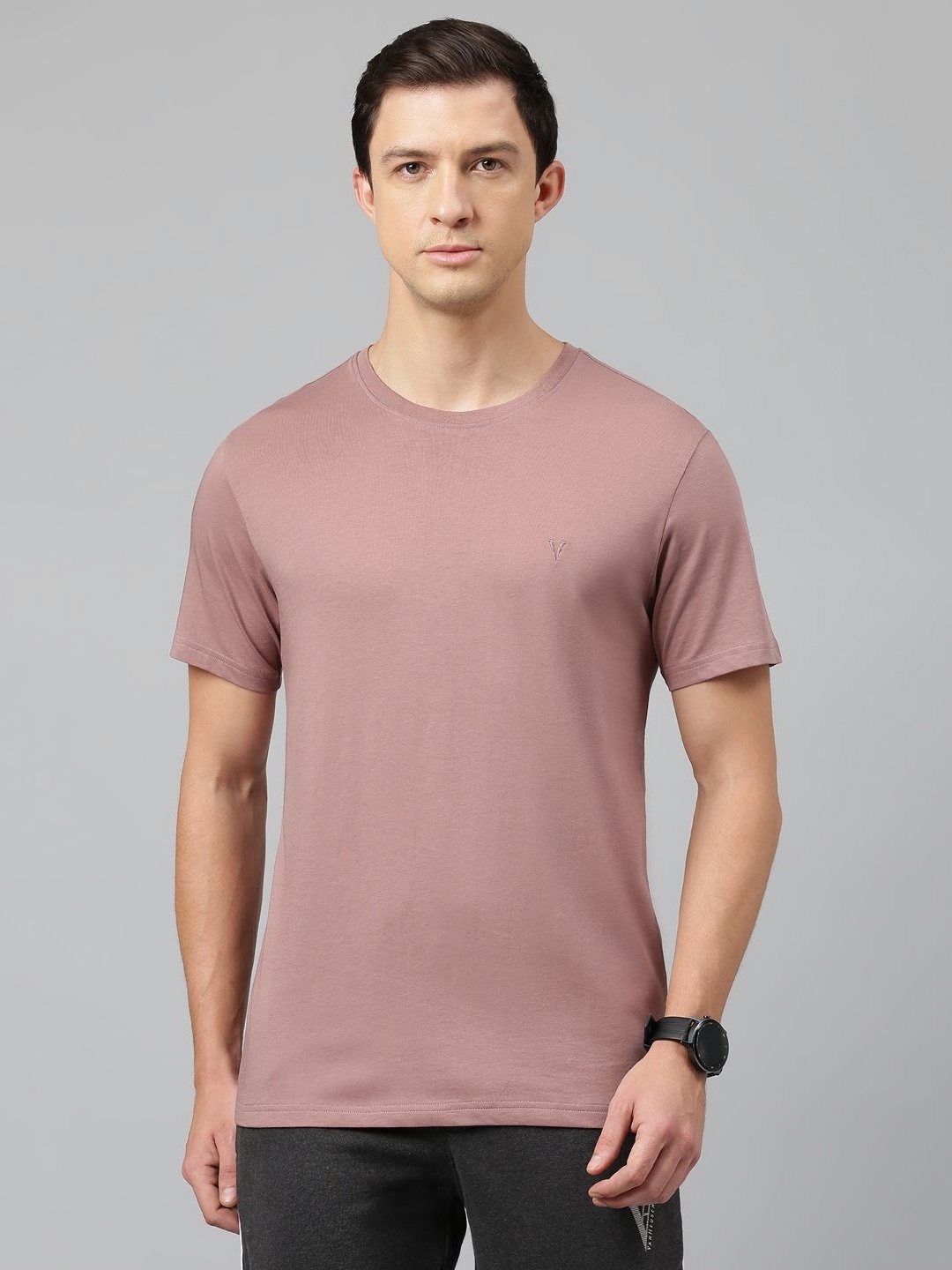 

Van Heusen Men Solid Round Neck T-shirt, Mauve