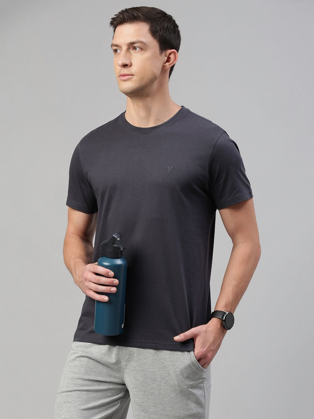 

Van Heusen Men Solid Round Neck T-shirt, Grey melange