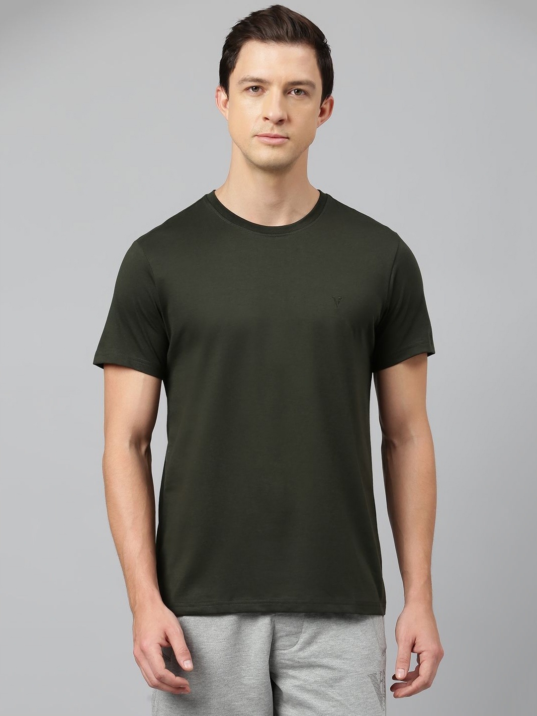 

Van Heusen Men Solid Round Neck T-shirt, Olive