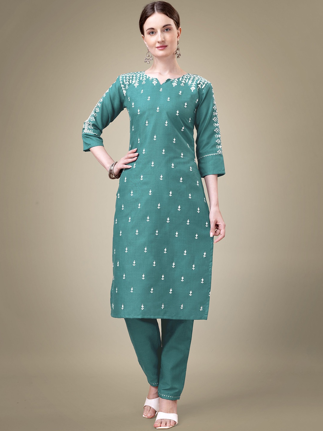 

Rujave Paisley Embroidered Regular Thread Work Kurta with Churidar, Teal