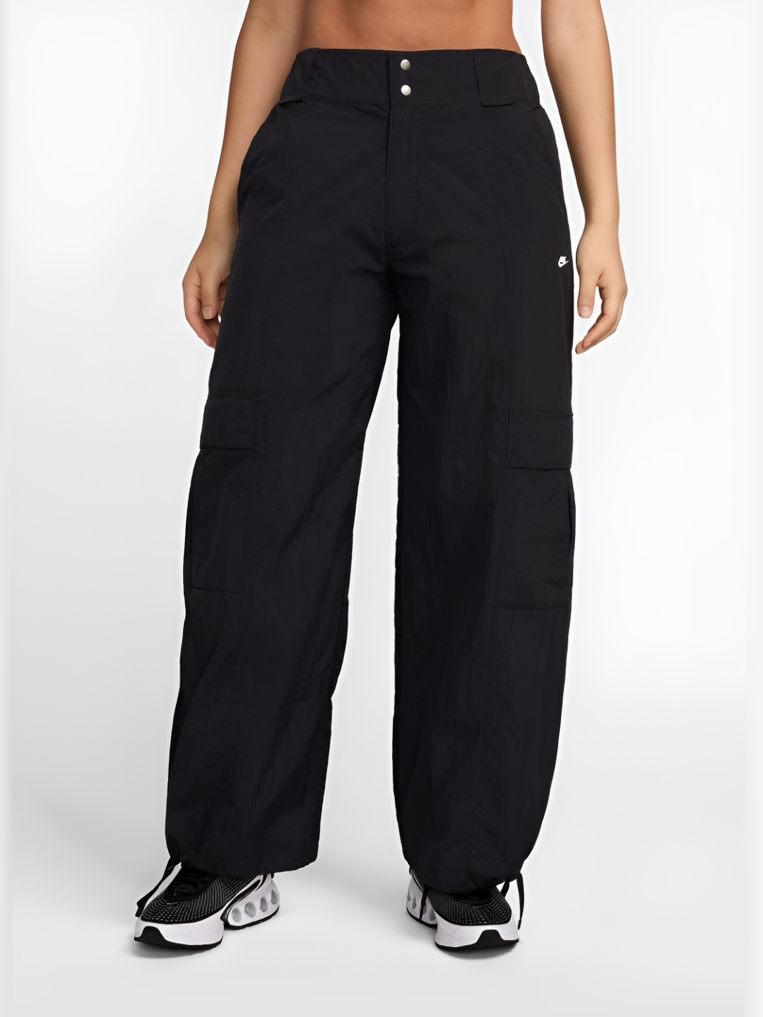 

Nike Women's Sportswear High-Waisted Woven Cargo Trousers, Black