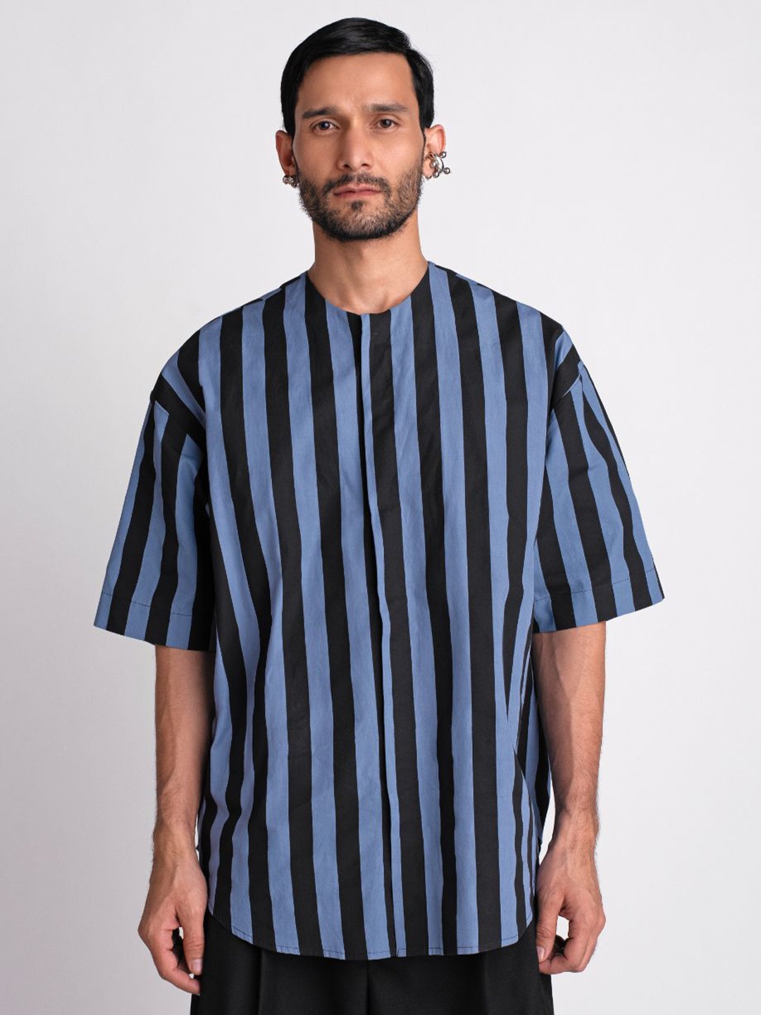 

ROSANI Unisex Opaque Striped Oversized Casual Shirt, Black