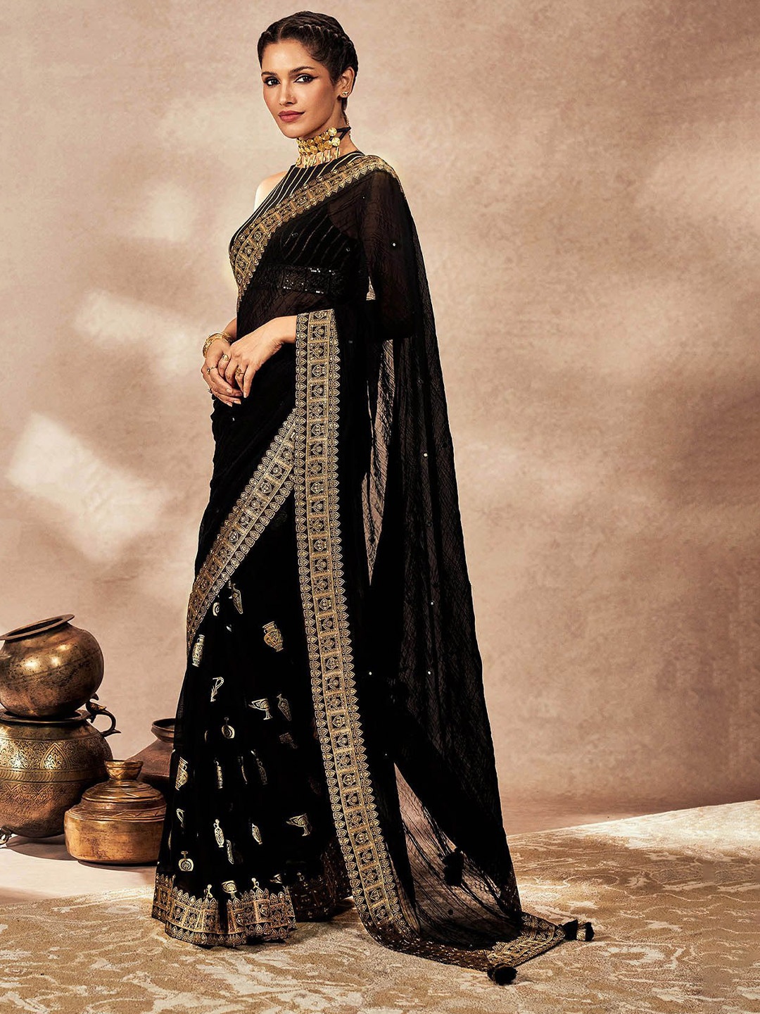 

Masaba Embroidered Celebrity Saree, Black