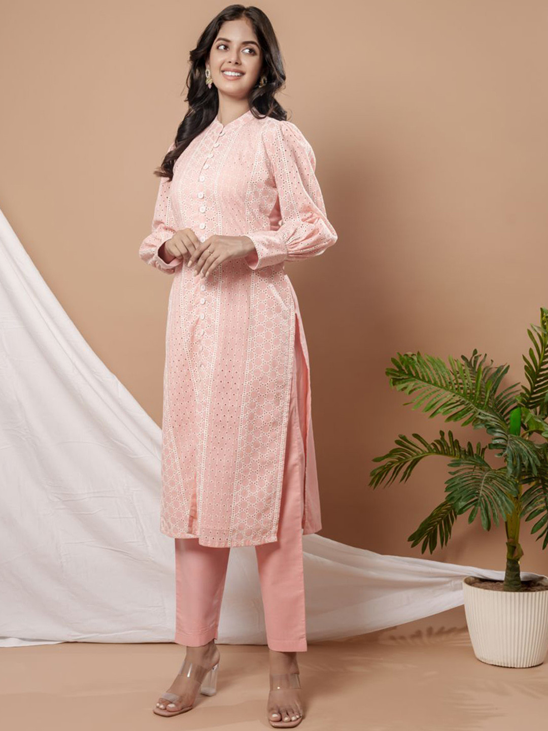 

WEAVLLITE Floral Schiffli Embroidered Thread Work Pure Cotton Kurta with Trouser, Peach