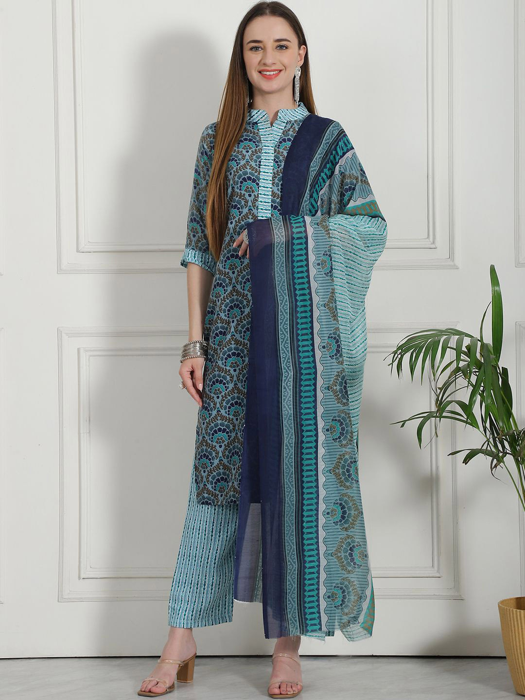 

7Threads Ethnic Motifs Printed Regular Pure Cotton Kurta with Trousers & With Dupatta, Teal