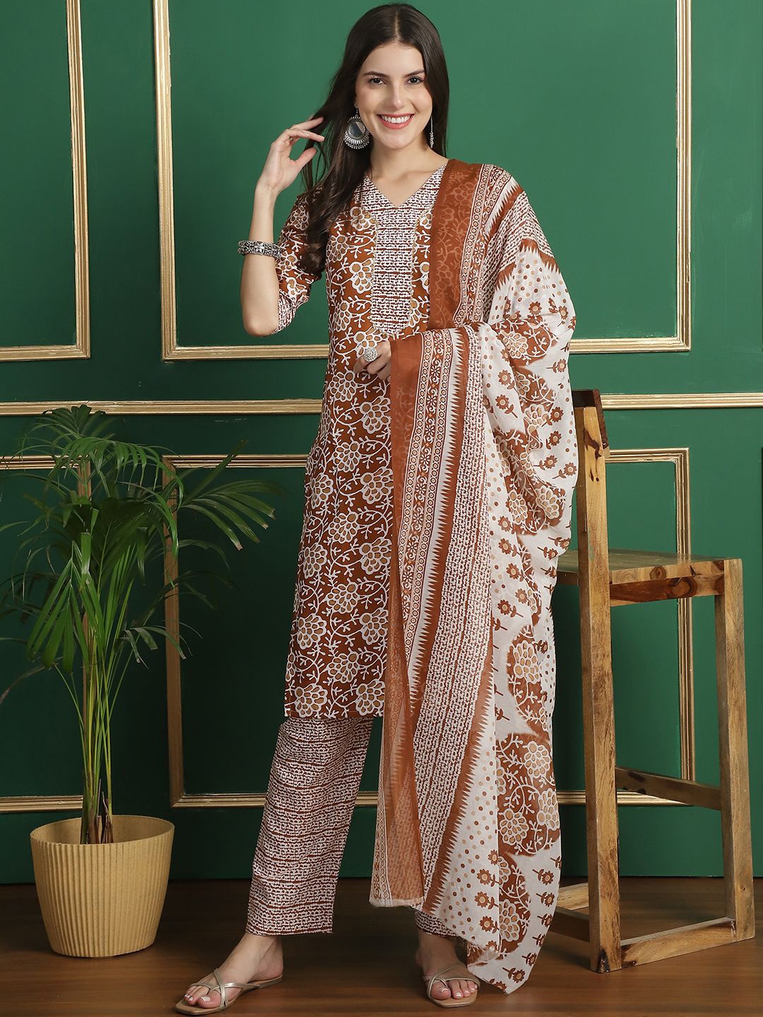 

7Threads Floral Printed Regular Pure Cotton Kurta with Trousers & Dupatta, Rust