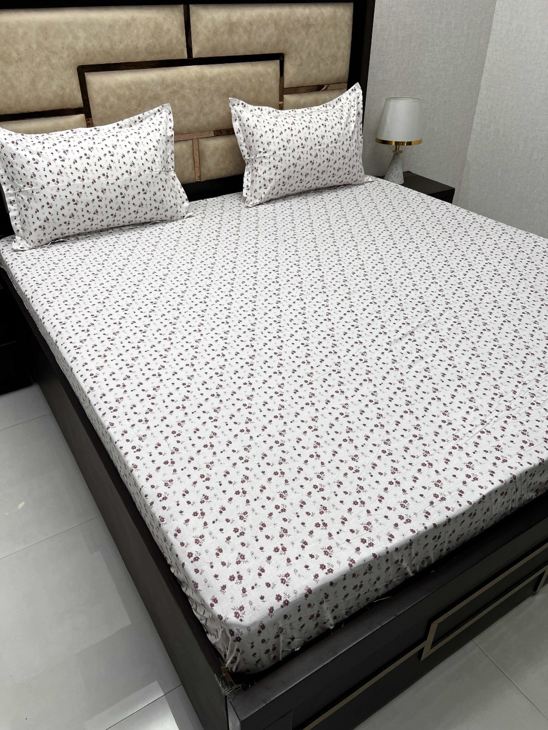 

Pure Decor Cotton King Size Fitted Double Bed Bedsheet With 2 Pillow Covers 6 X 6.3 X 1 ft, White