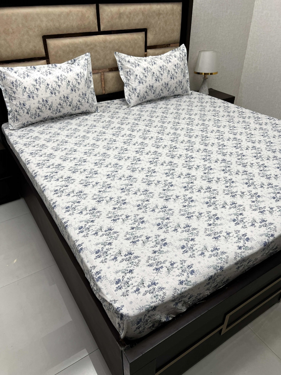 

Pure Decor Blue Printed 400 TC Pure Cotton Fitted King Bedsheet with 2 Pillow Covers
