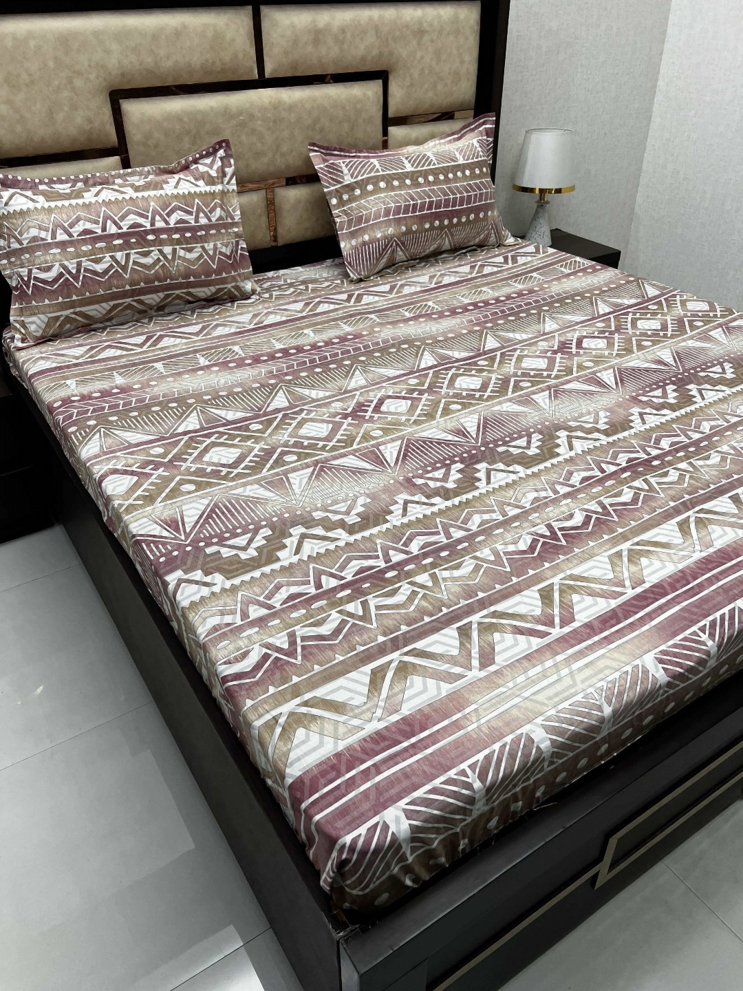 

Pure Decor Brown Printed 400 TC Pure Cotton Fitted King Bedsheet with 2 Pillow Covers
