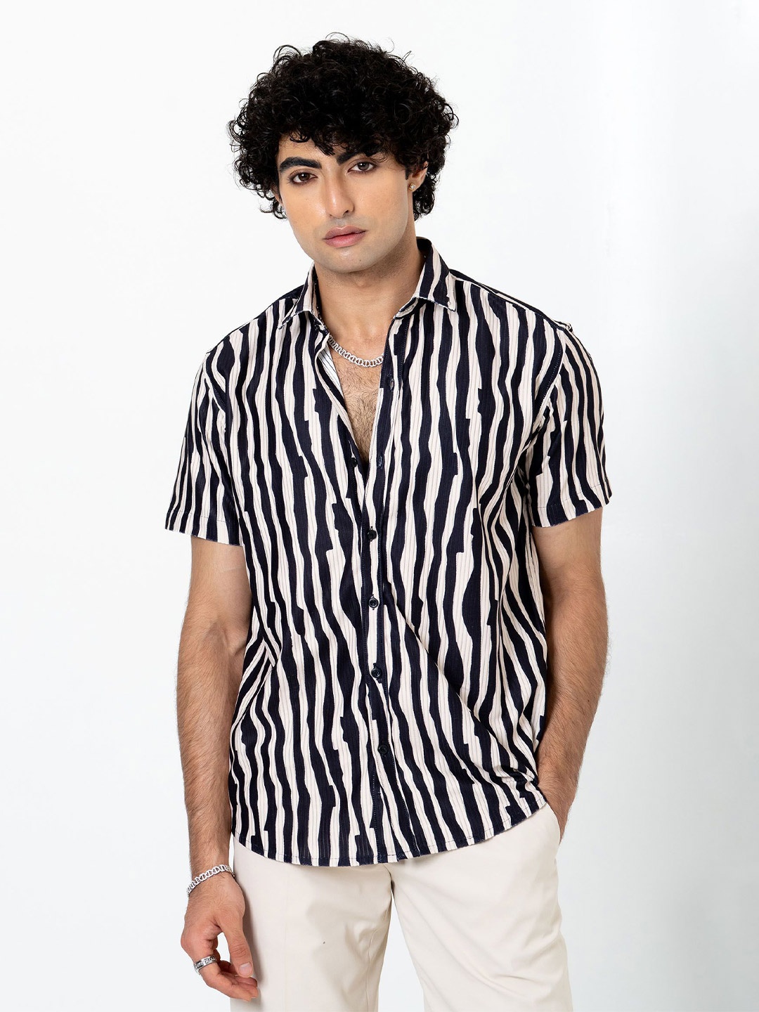 

Tistabene Men Comfort Opaque Striped Casual Shirt, Cream