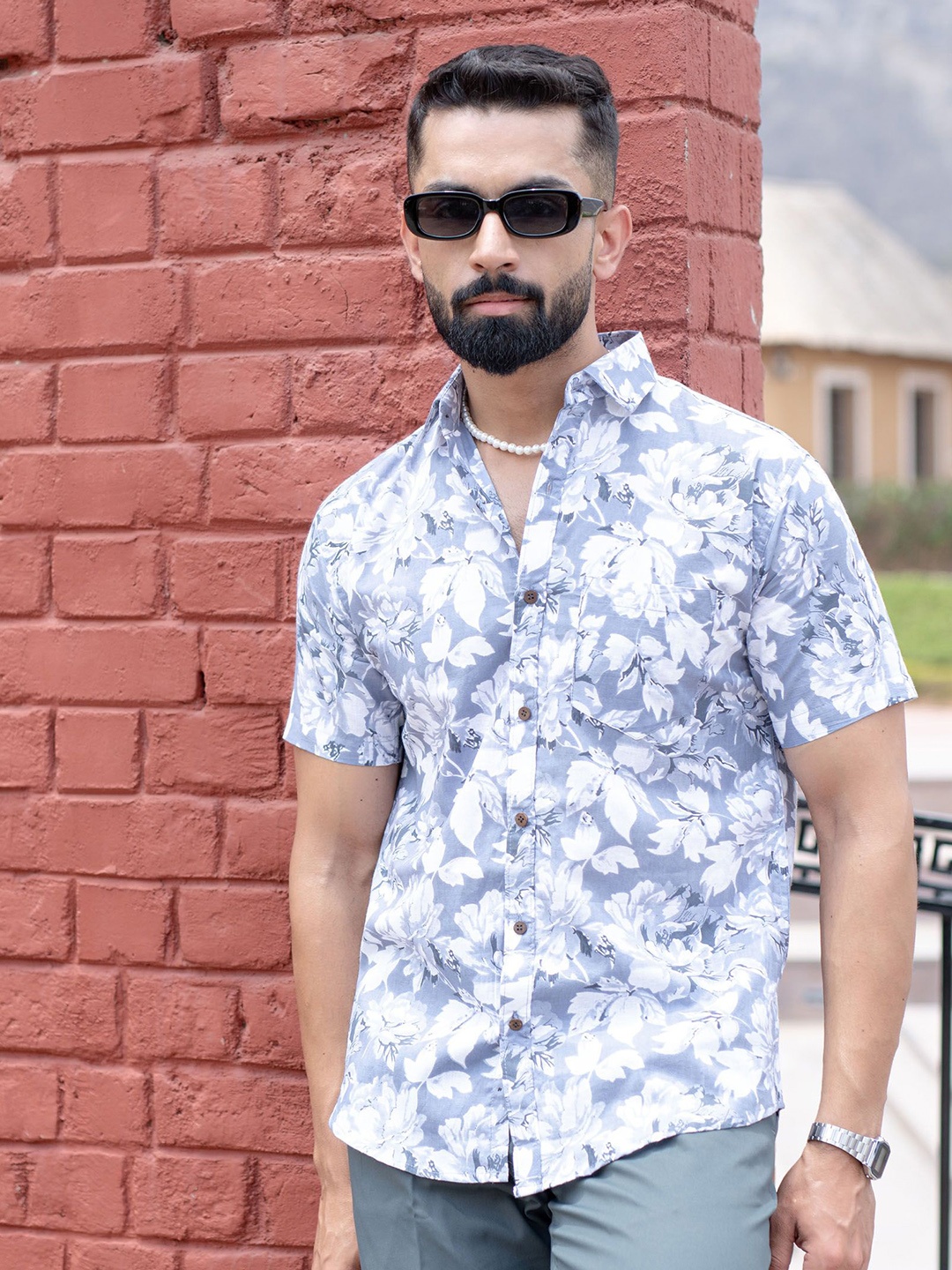 

Tistabene Men Comfort Floral Printed Casual Shirt, Grey