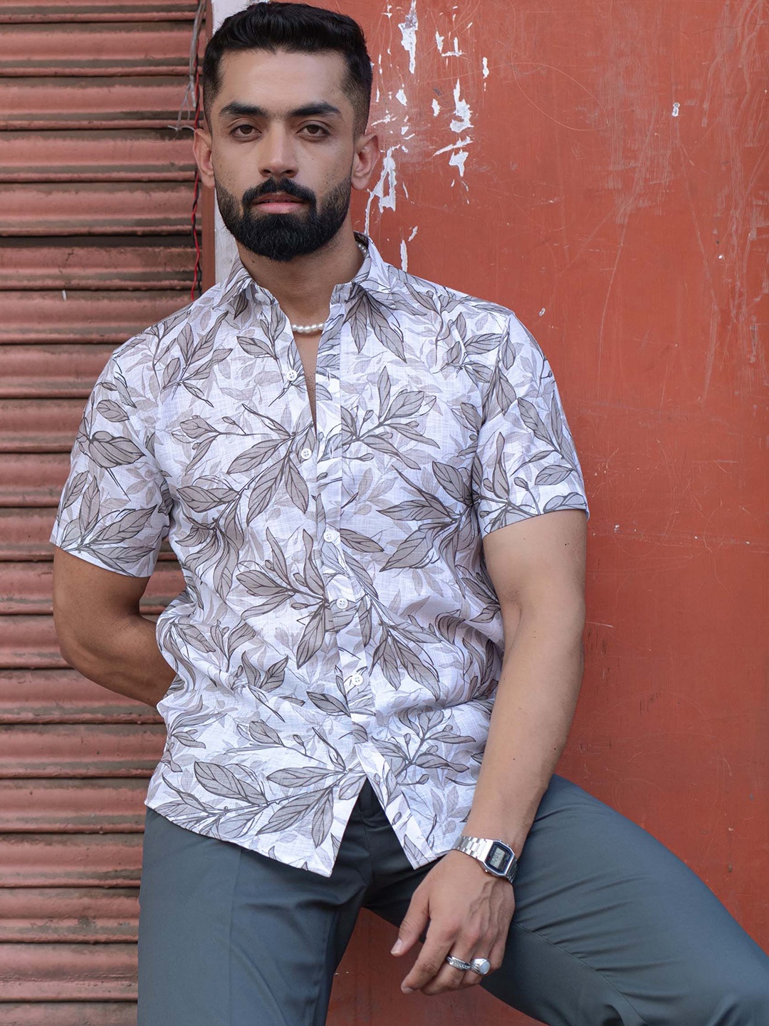 

Tistabene Men Comfort Floral Printed Casual Shirt, White