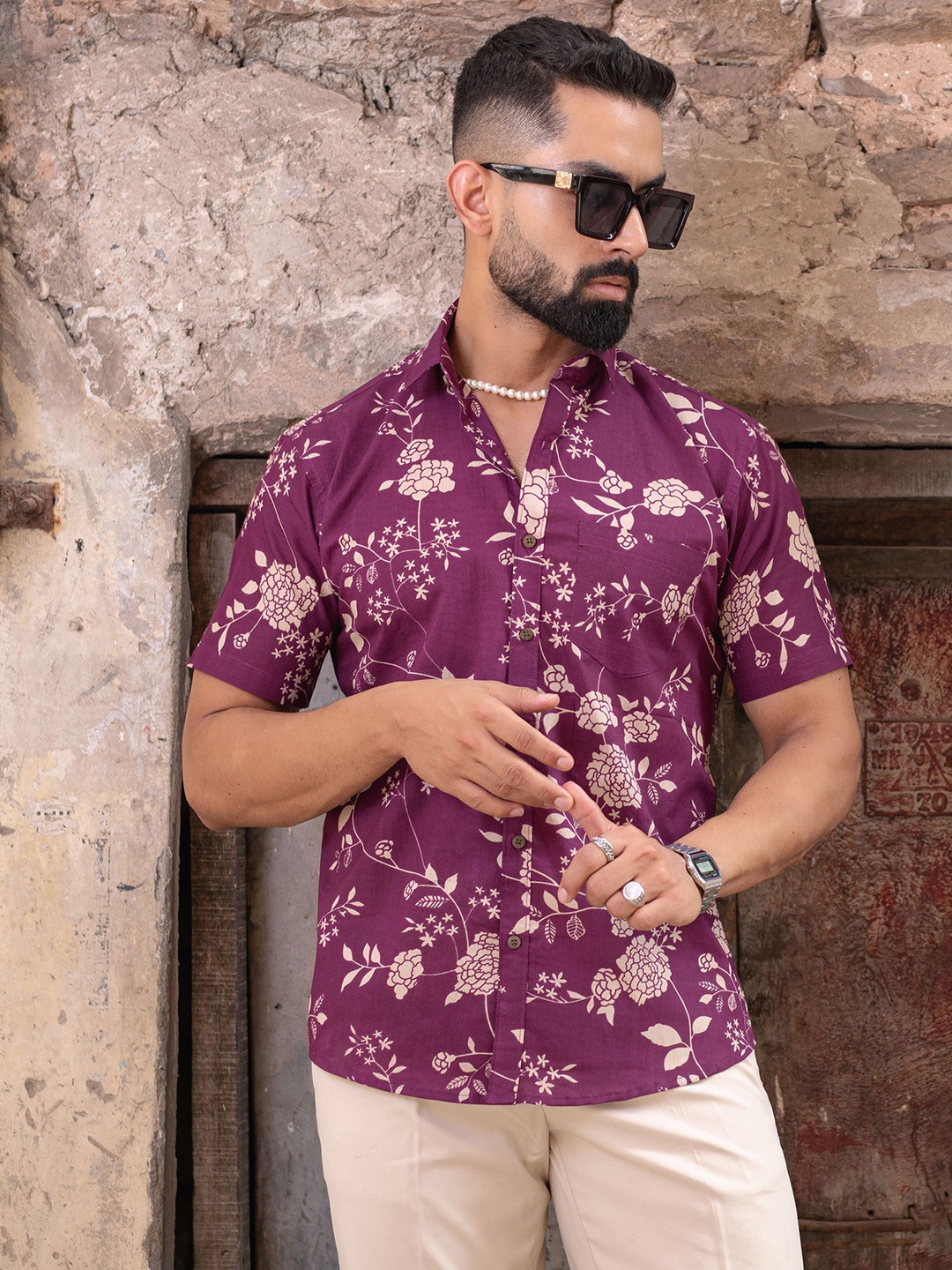 

Tistabene Men Comfort Floral Printed Casual Shirt, Burgundy