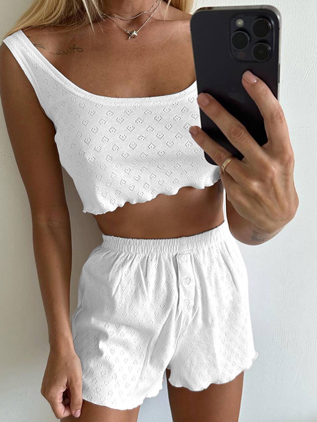 

LULU & SKY Self Design Overlock-Hem Top With Shorts Nigh Suit, White