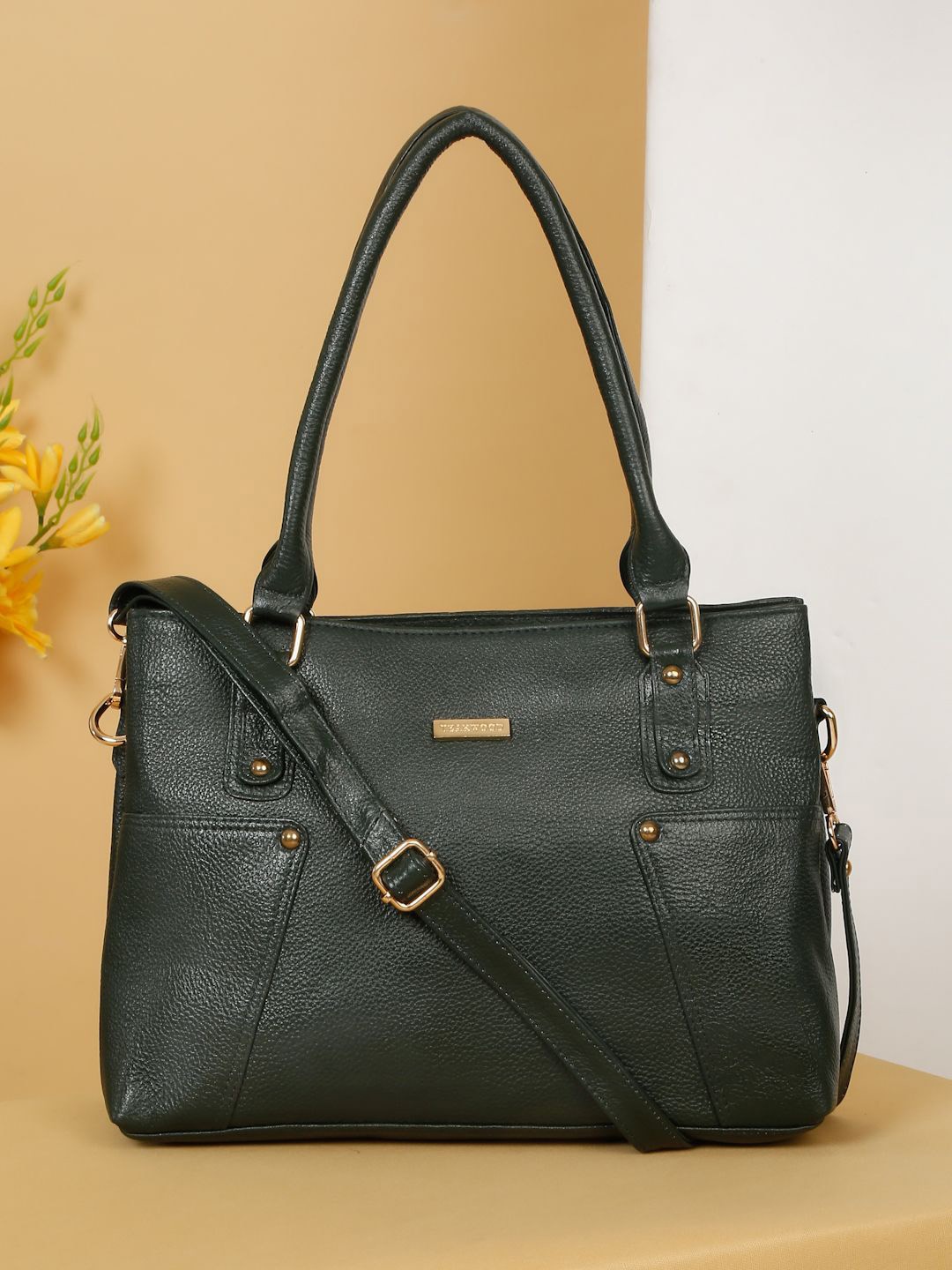 

Teakwood Leathers Women Leather Structured Handheld Bag, Green