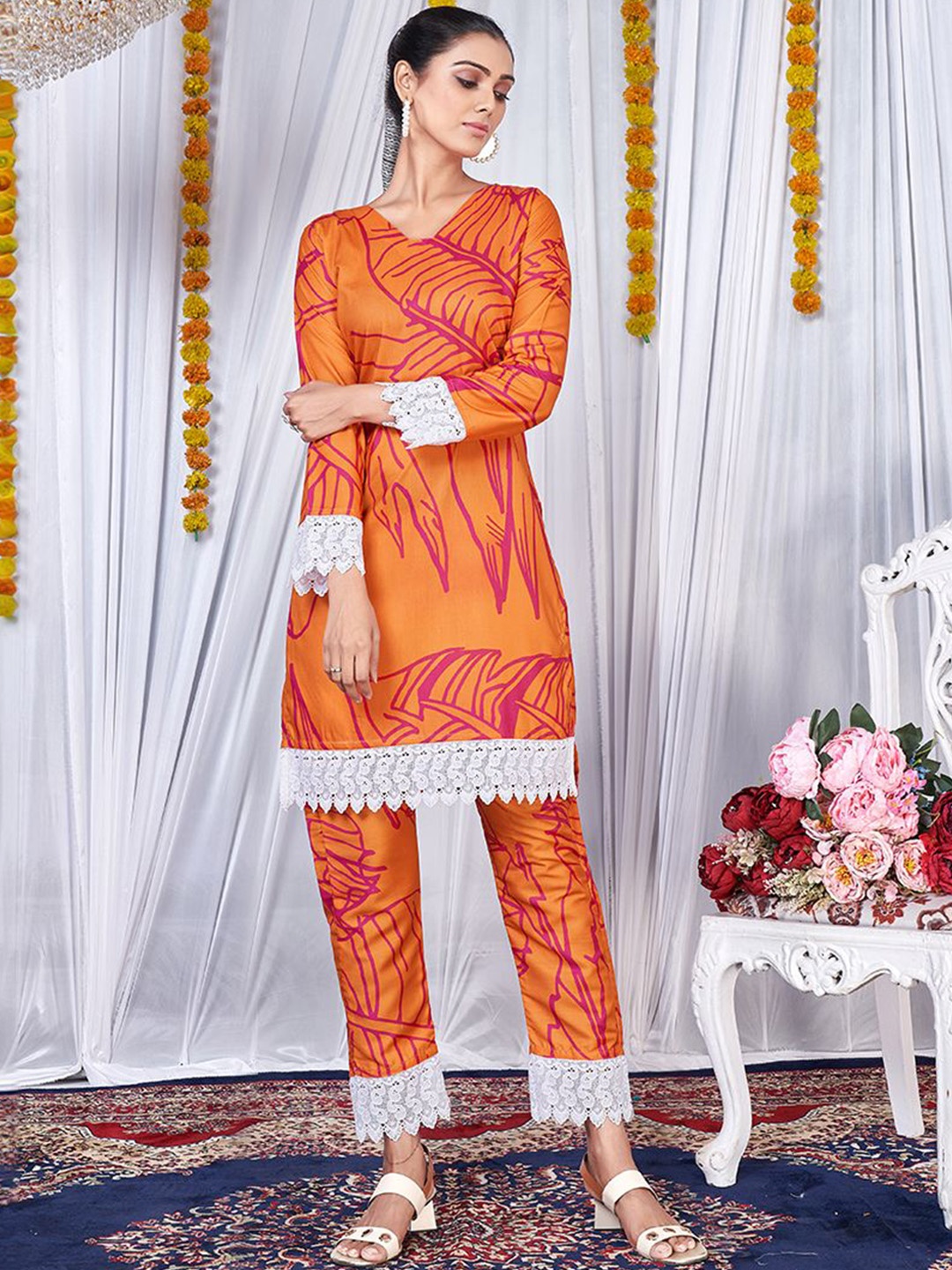 

Classy Couture Printed Regular Kurta with Trousers, Mustard