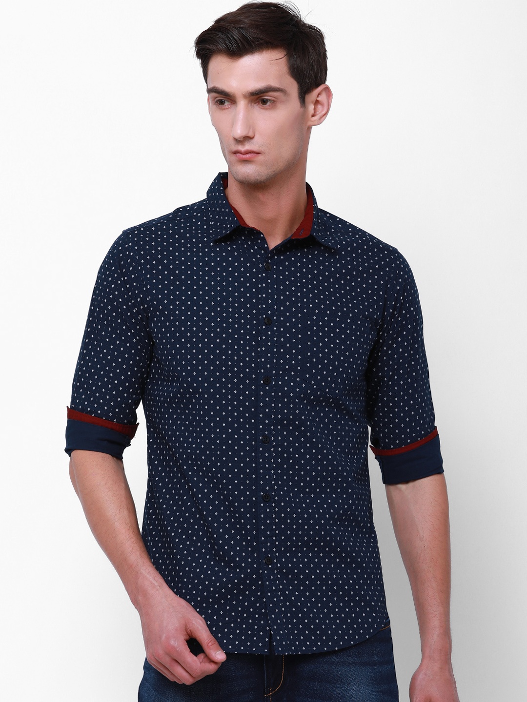 

Black coffee Men Navy Blue Slim Fit Printed Casual Shirt