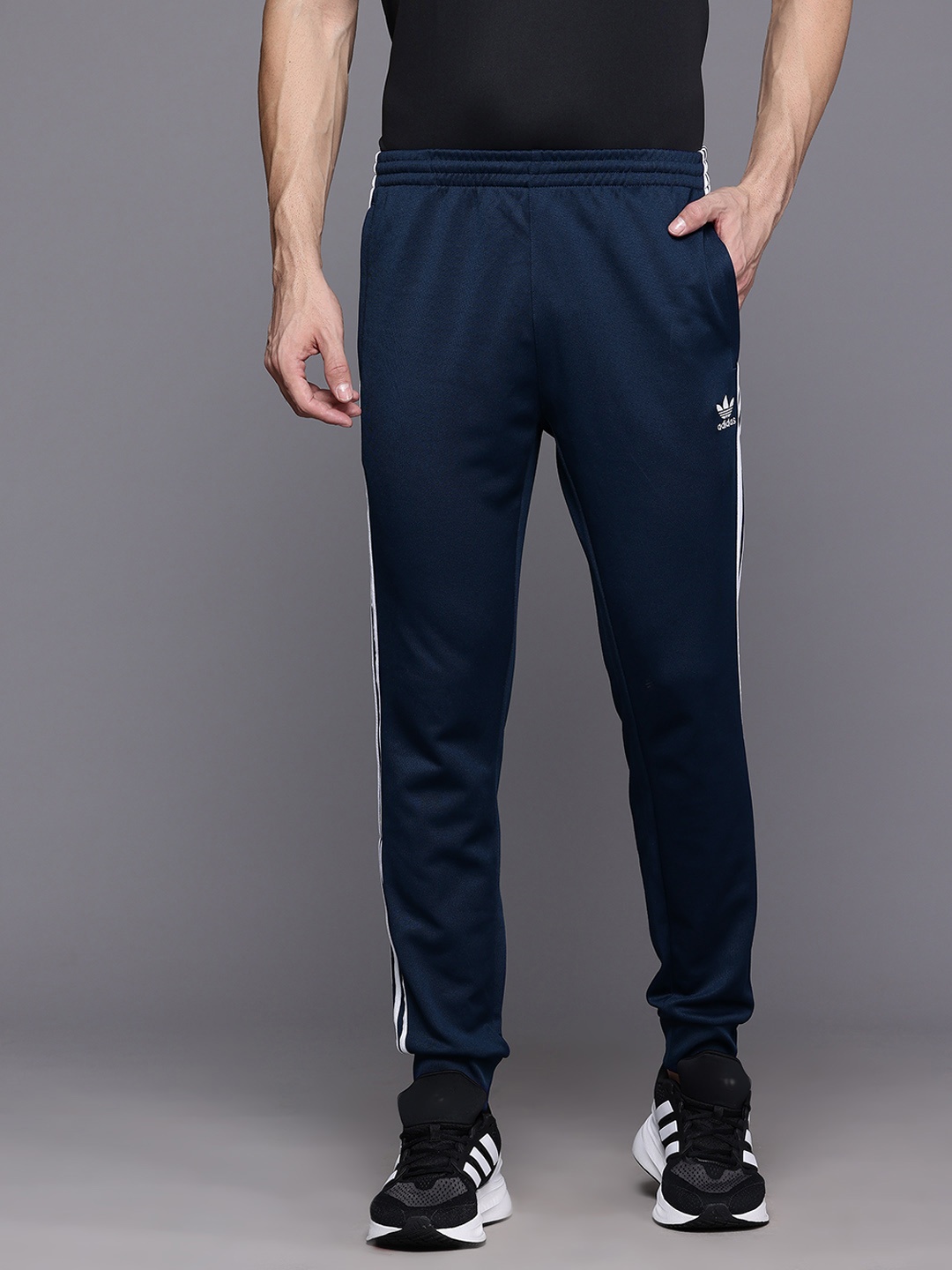 

ADIDAS Originals Men Adicolor Classics SST Track Pants, Navy blue