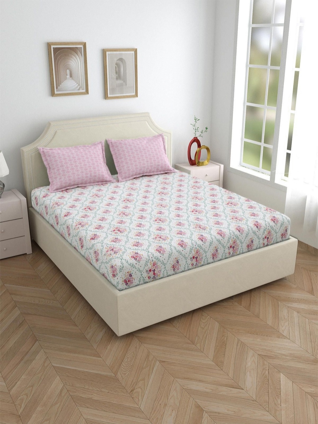 

Salona Bichona White & Pink Printed 144 TC Pure Cotton King Bedsheet & 2 Pillow Covers