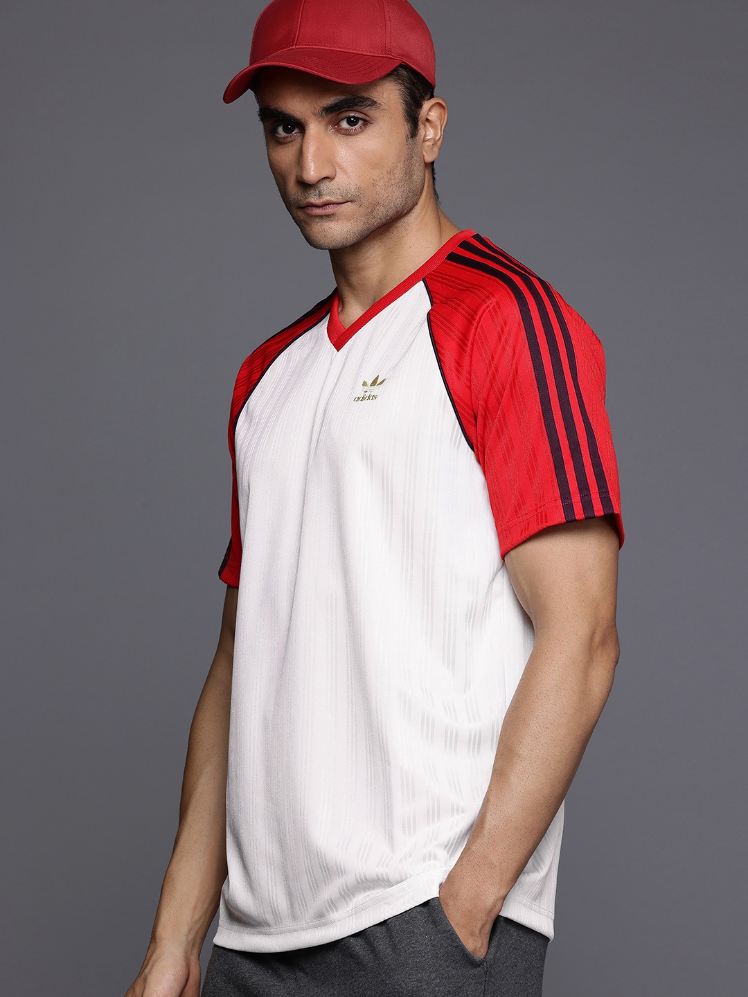 

ADIDAS Originals V-Neck Raglan Sleeves SST Engineered T-shirt, White