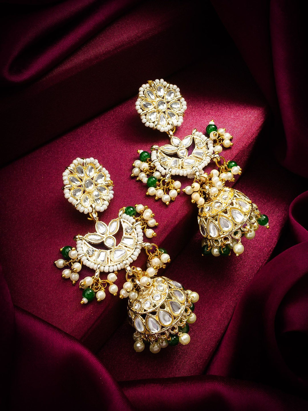 

aadita Gold-Plated Kundan Studded & Pearls Beaded Dome Shaped Jhumkas