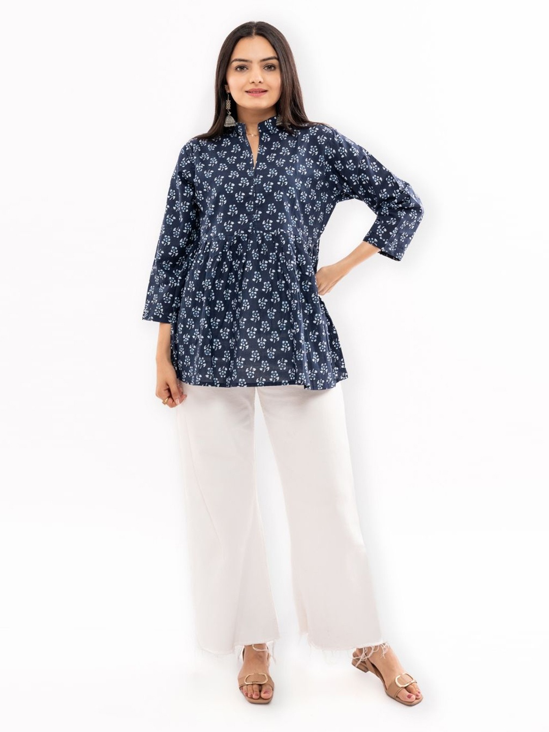 

EKISHA Three-Quarter Sleeves Mandarin Collar Printed Tunic, Blue
