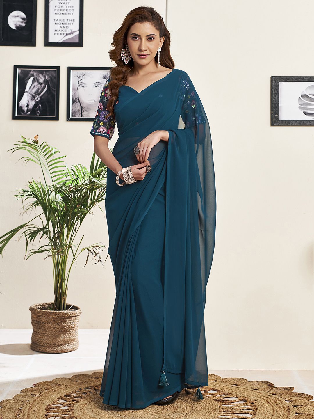 

Satrani Pure Georgette Saree, Blue