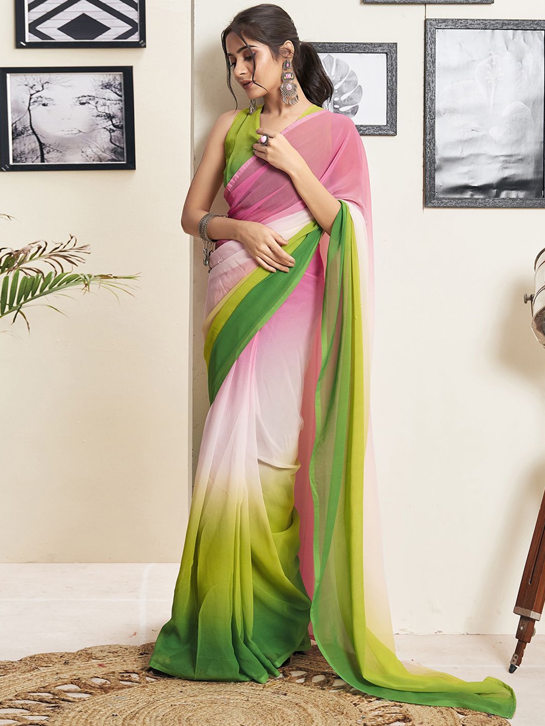 

Satrani Ombre Pure Georgette Ready to Wear Saree, Green