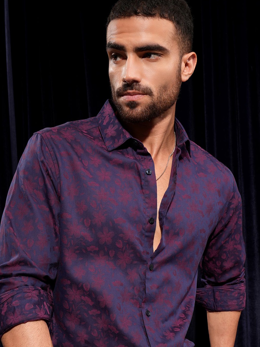 

LOCOMOTIVE Luxe Men Plum Jacquard Textured Occasion Shirt, Purple