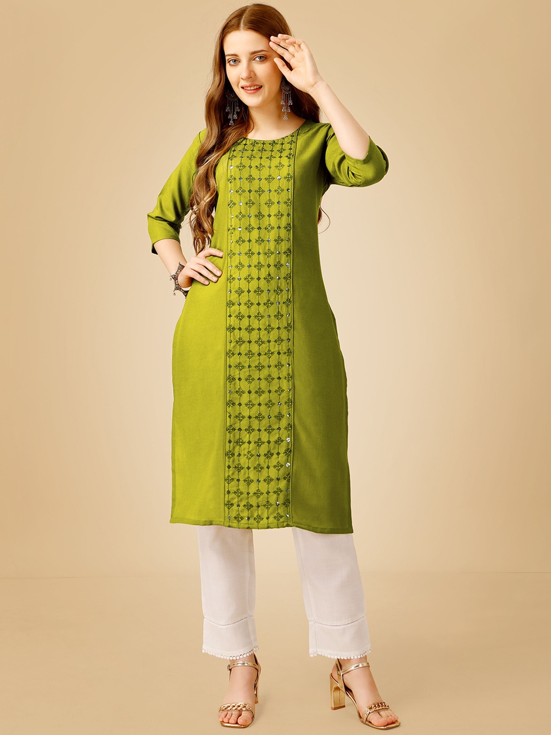 

Rujave Geometric Embroidered Sequinned Straight Kurta With Churidar, Green