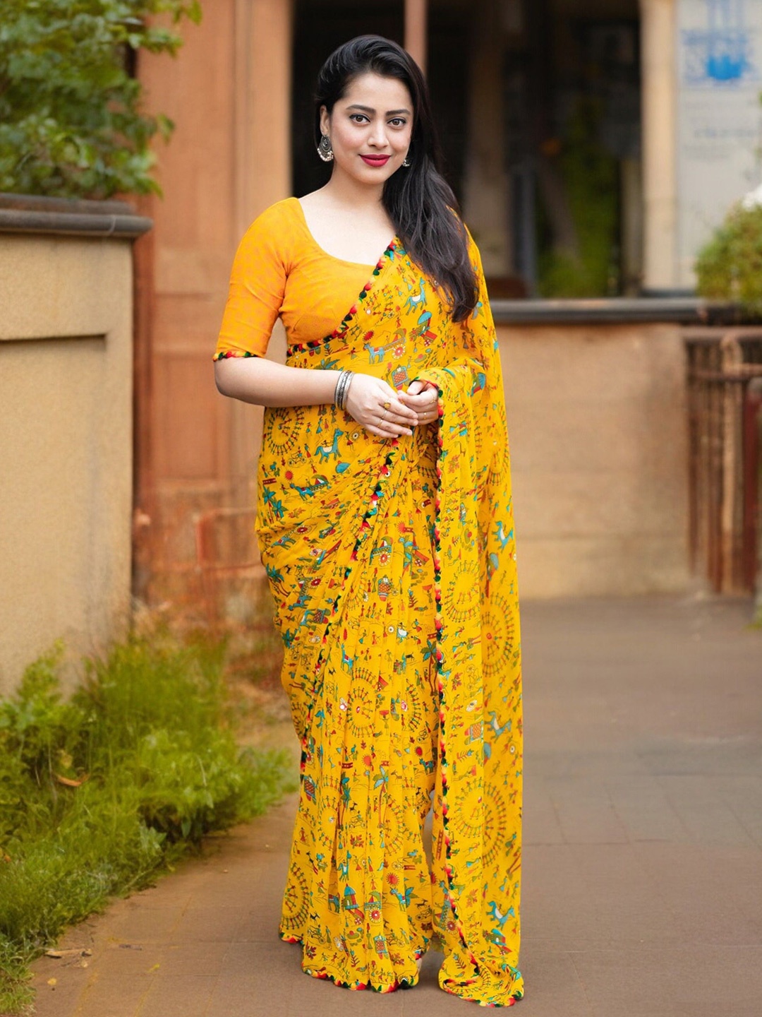 

Ambuja International Warli Printed Saree, Yellow