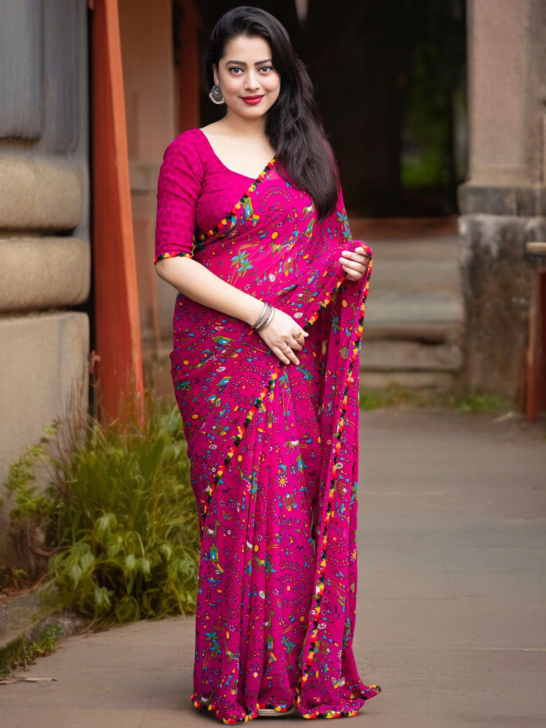 

Ambuja International Warli Printed Saree, Pink