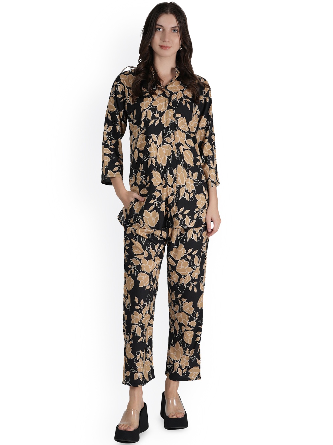 

Style Shoes Floral Printed Top With Trouser Co-Ords, Black