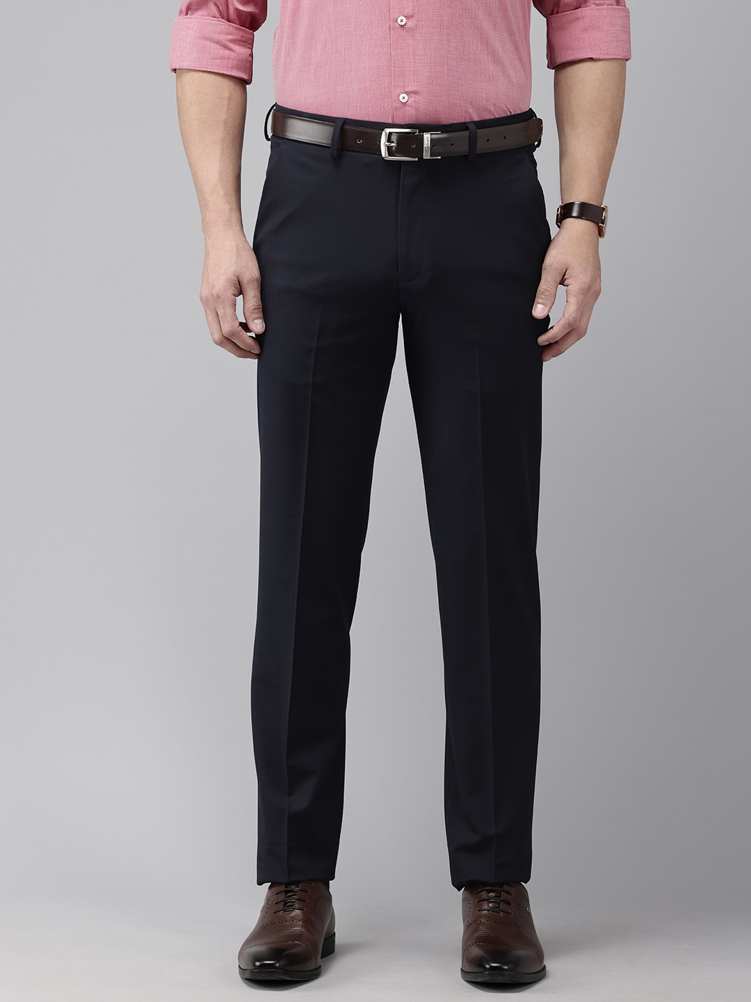 

Van Heusen Men Textured Slim Fit Formal Trousers, Black